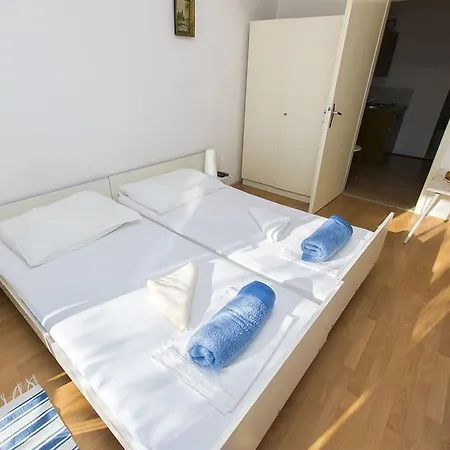 De?kovi? *